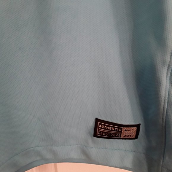 Nike Barcelona, Coutinho replica Jersey size youth XL, sky blue color dry fit - Picture 3 of 6